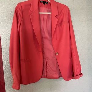 Elizabeth and James light salmon color blazer size 4